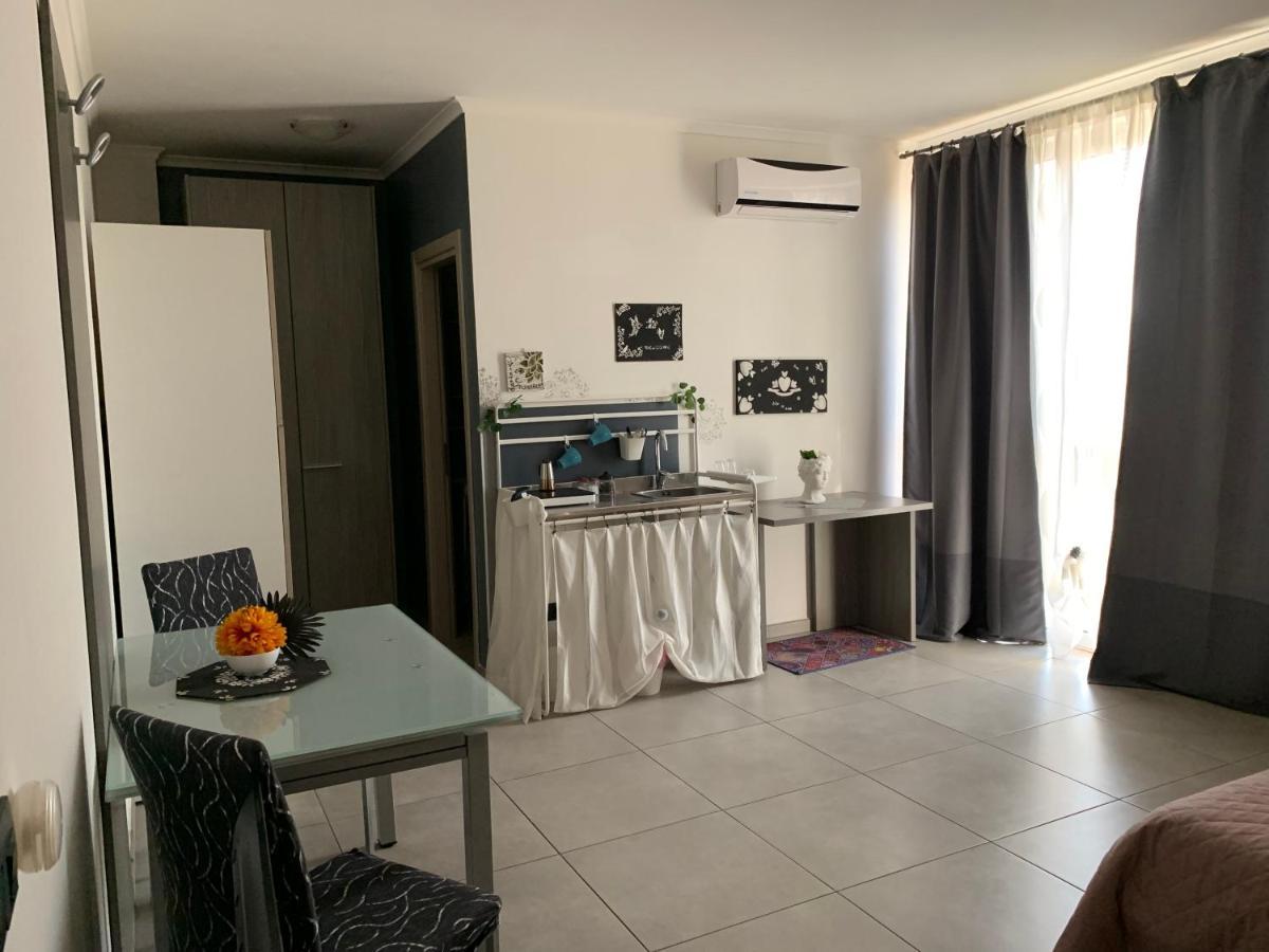 Raggio Di Sole Aparthotel San Cesareo Exterior photo